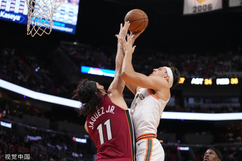 于传统强队 于传统强队